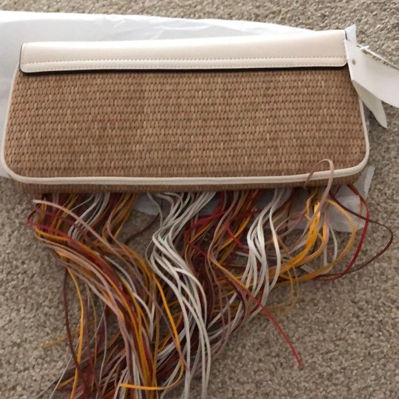 New Tory Burch Miller fringe clutch - Picture 9 of 11